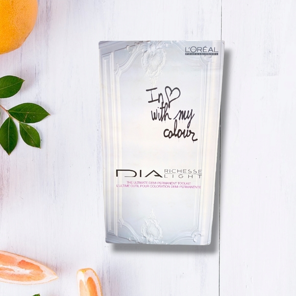 L'Oreal Professionnel DIARichesse 2 Tubes Ammonia-Free 5.8/5M Mocha Cappuccino - Picture 13 of 16